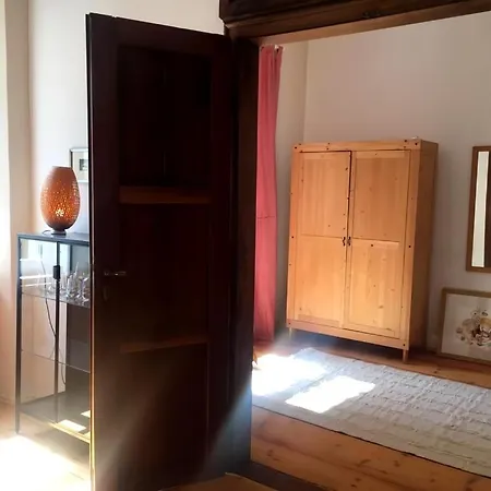 Apartment Schoene Altstadtwohnung Im Herzen Der Stadt Bolzano